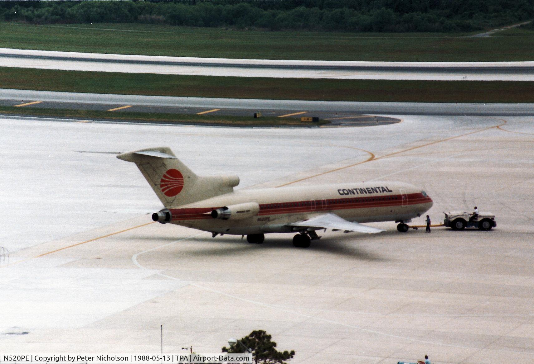 N520PE, 1973 Boeing 727-232 C/N 20643, Boeing 727-232 of Continental Airlines preparing to depart from Tampa in May 1988.