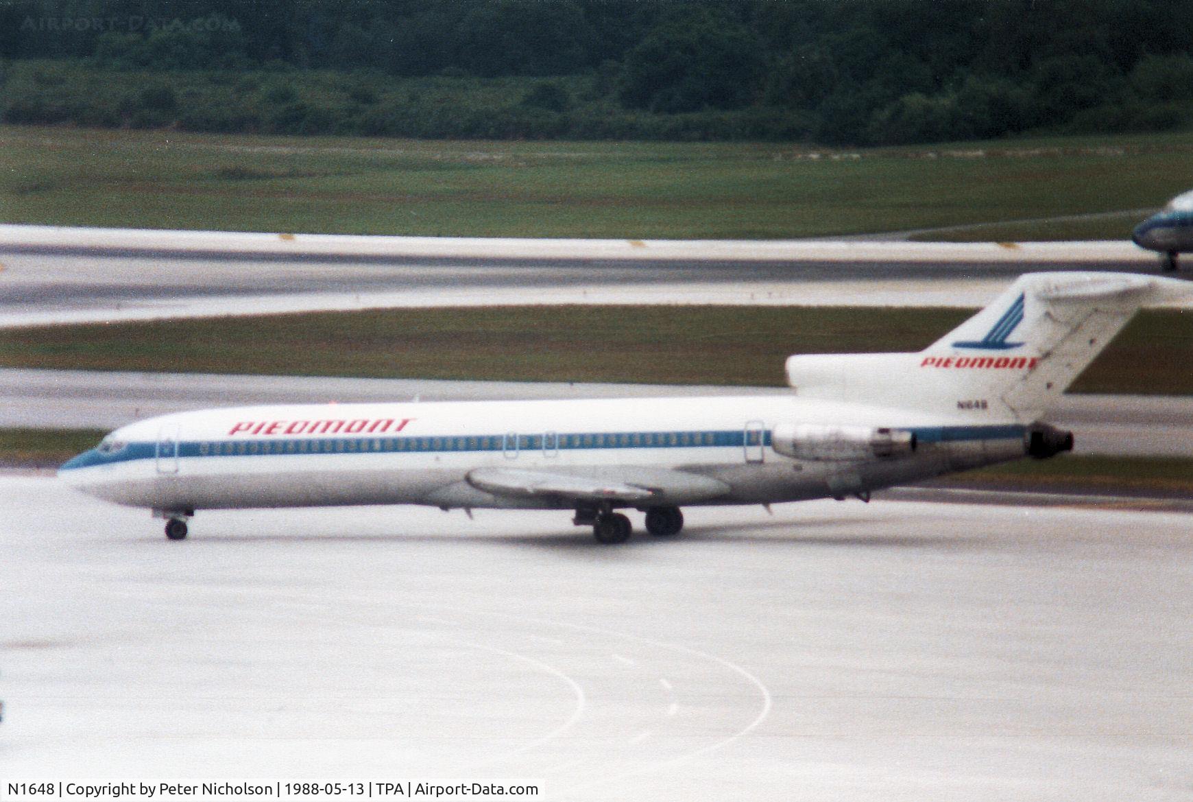 N1648, 1968 Boeing 727-291 C/N 19994, Boeing 727-291 of Piedmont Airlines taxying to the terminal at Tampa in May 1988.