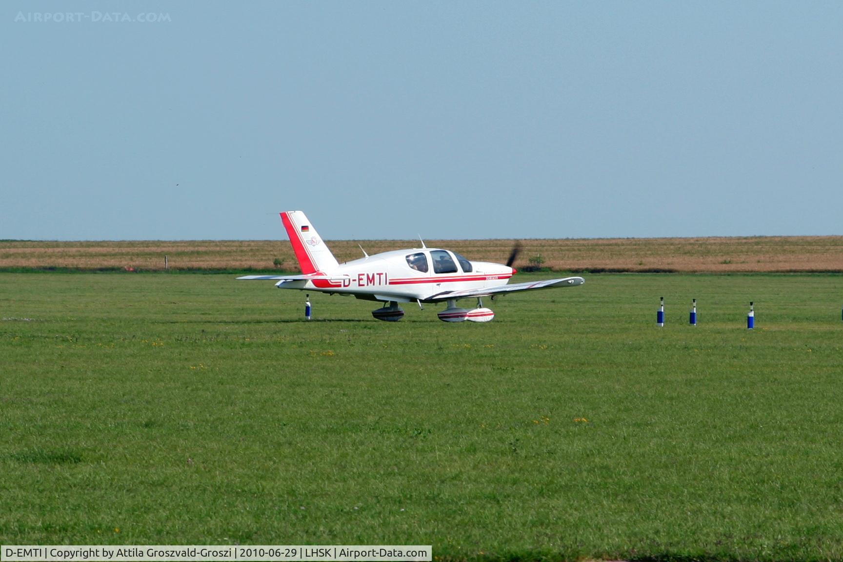 D-EMTI, 1993 Socata TB-10 Tobago C/N 1608, Siófok-Kiliti Airport, Hungary. Visitor.