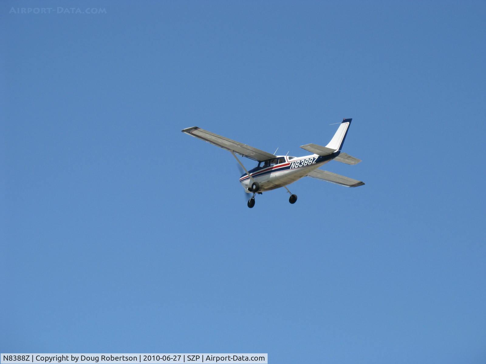 N8388Z, 1963 Cessna 210-5 C/N 205-0388, 1963 Cessna 210--5 (205) UTILINE (fixed gear version of 210C), Continental IO-470-E 260 Hp, takeoff climb  Rwy 22