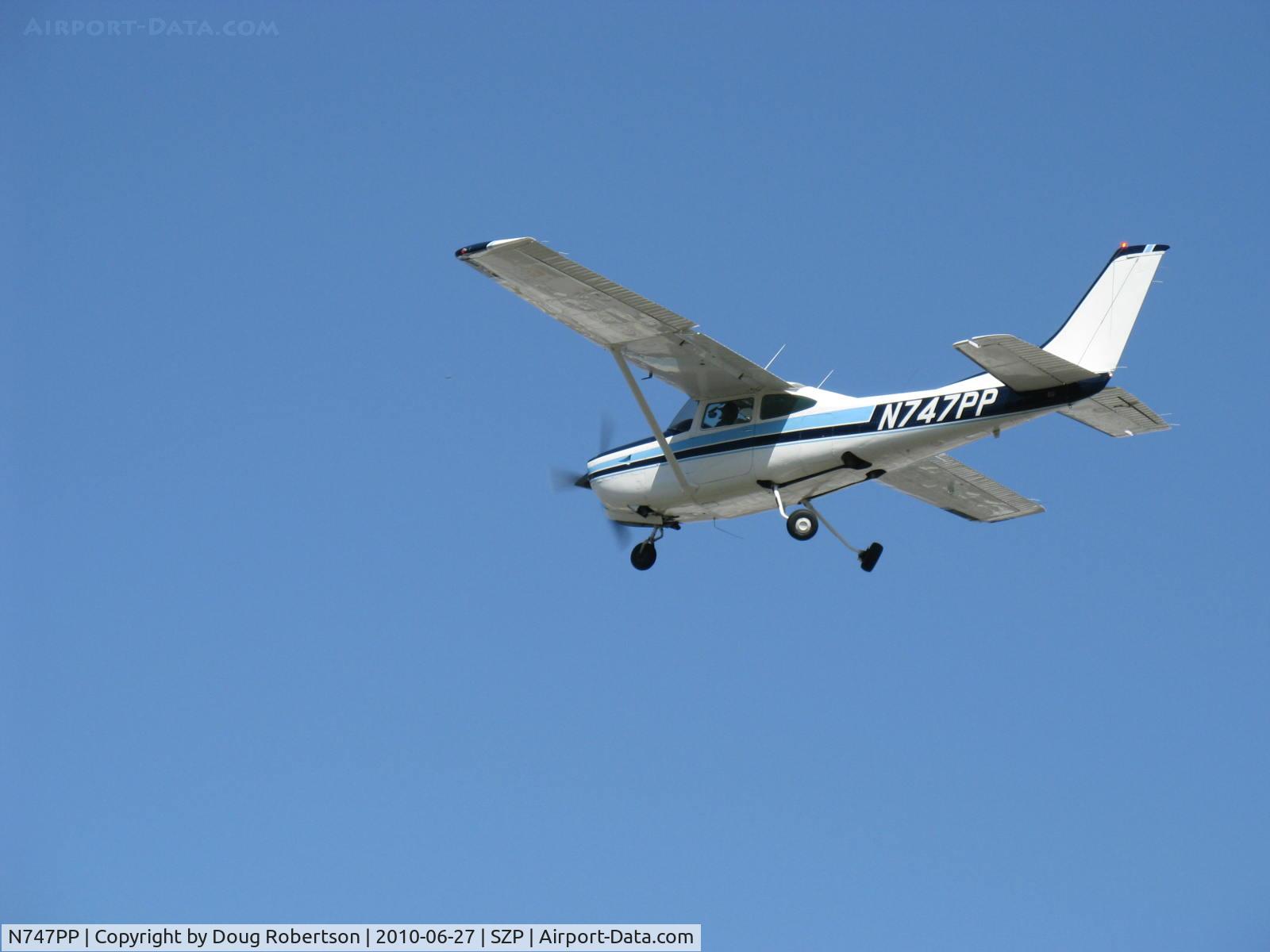 N747PP, 1980 Cessna 182R Skylane C/N R18201587, 1980 Cessna R182 SKYLANE RG, Lycoming O-540-J3C5D 235 Hp, gear coming up