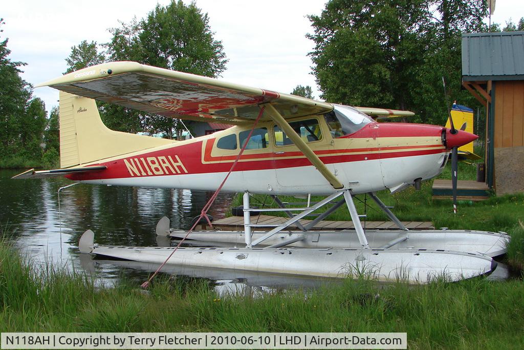 N118AH, 1979 Cessna A185F Skywagon 185 C/N 18503865, 1979 Cessna A185F, c/n: 18503865 on Lake Hood