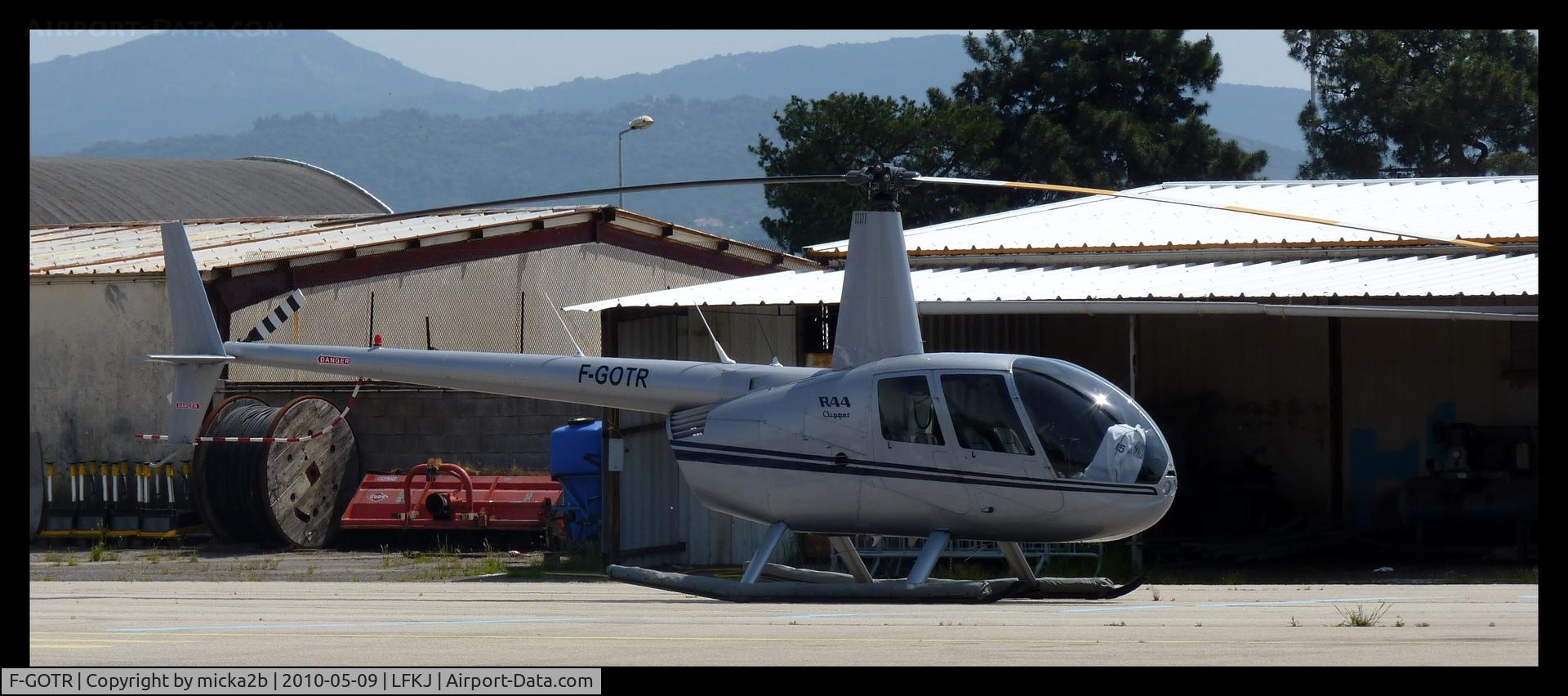 F-GOTR, Robinson R44 Raven II C/N Not found F-GOTR, Parked.
