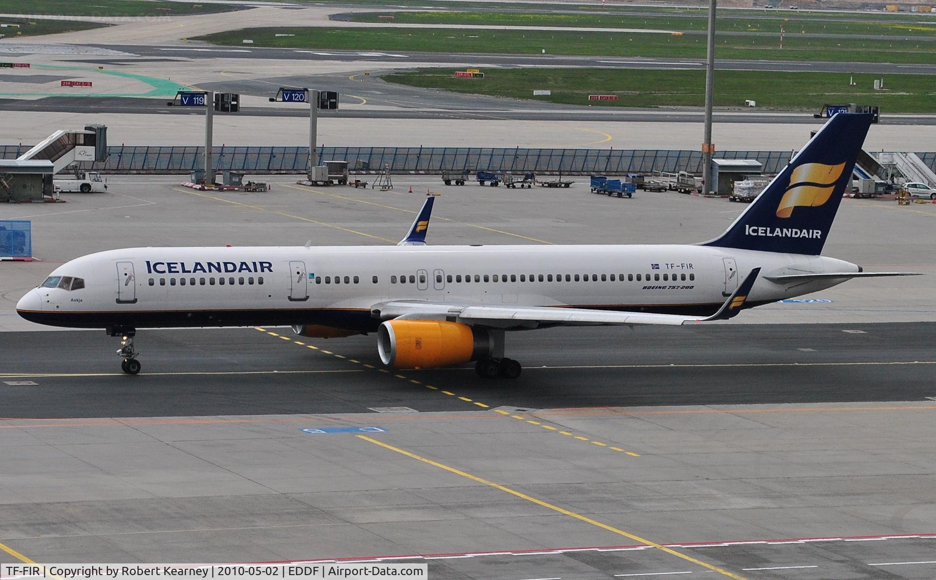 TF-FIR, 1994 Boeing 757-256 C/N 26242, Icelandair taxiing for take-off