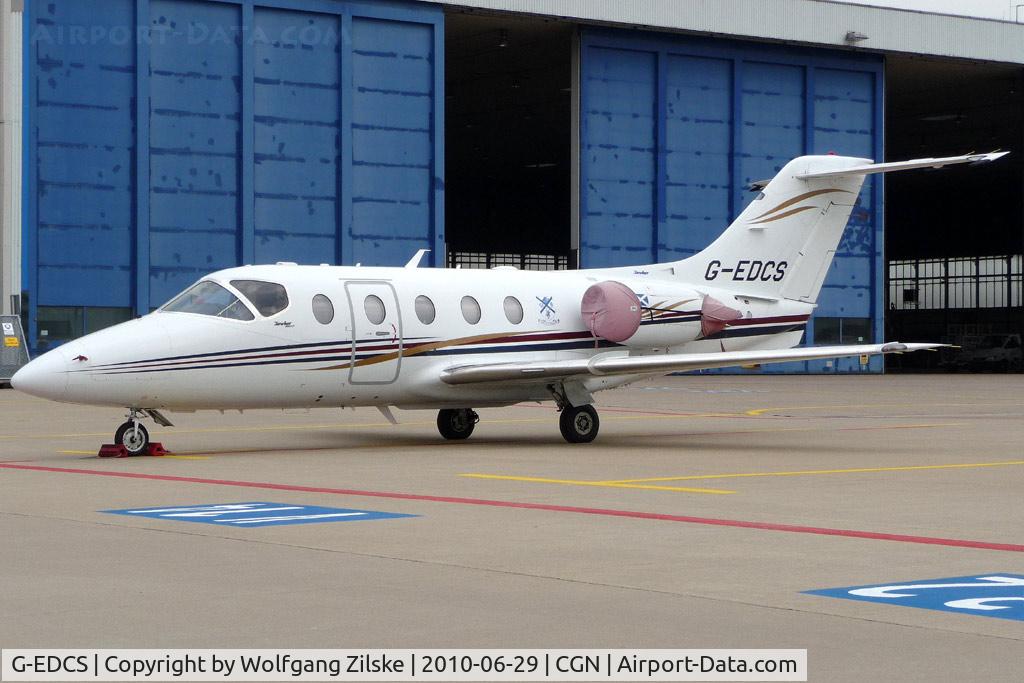 G-EDCS, 2006 Raytheon Beechjet 400A C/N RK-487, visitor