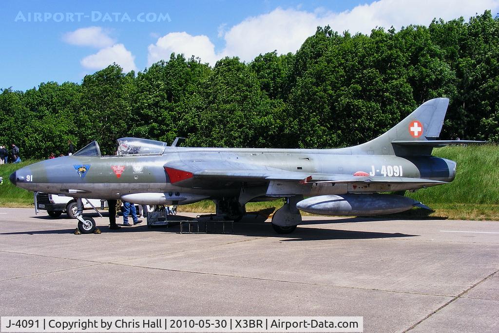 J-4091, 1959 Hawker Hunter F.58 C/N 41H-697458, ex Swiss Air Force Hunter F.58