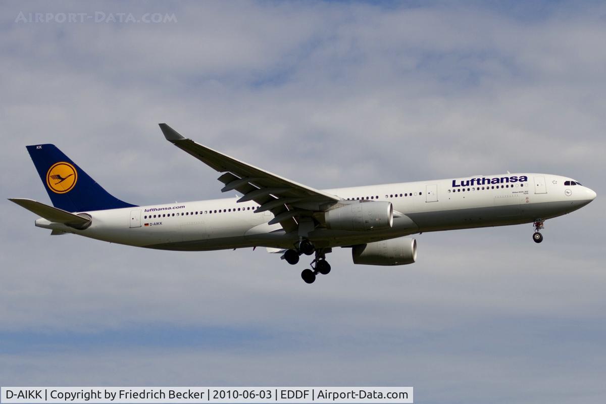 D-AIKK, 2008 Airbus A330-343X C/N 896, short final RW07R