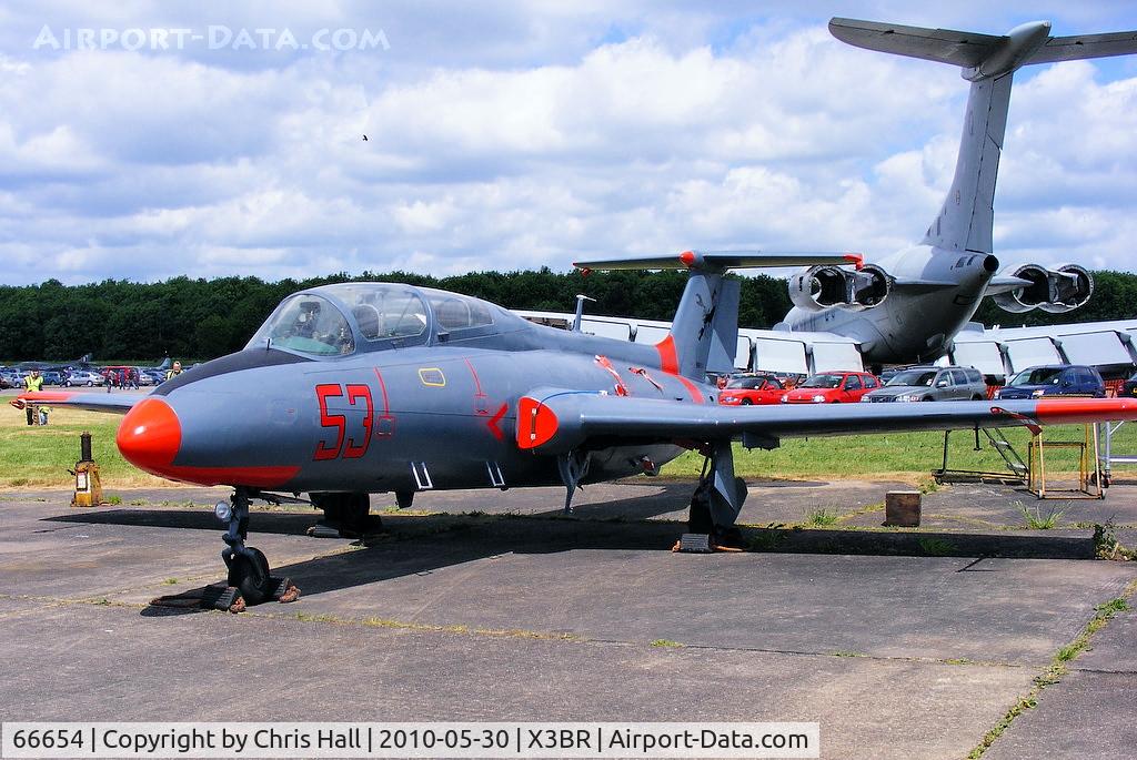 66654, Aero L-29 Delfin C/N 395189, Aero L-29 Delphin preserved at Bruntingthorpe
