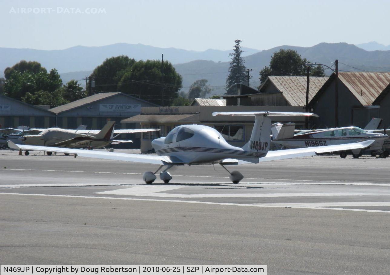 N469JP, Diamond DA-40 Diamond Star C/N 40.469, Diamond Aircraft Ind. DA-40 DIAMOND STAR, Lycoming IO-360-M1A 180 Hp, takeoff roll Rwy 22