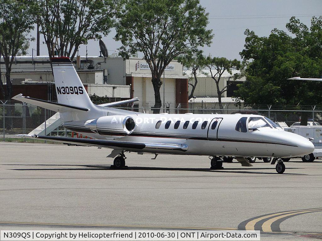 N309QS, 1999 Cessna 560 Citation Ultra C/N 560-0509, Windshield covered for protection from the sun while parked at Ontario southside