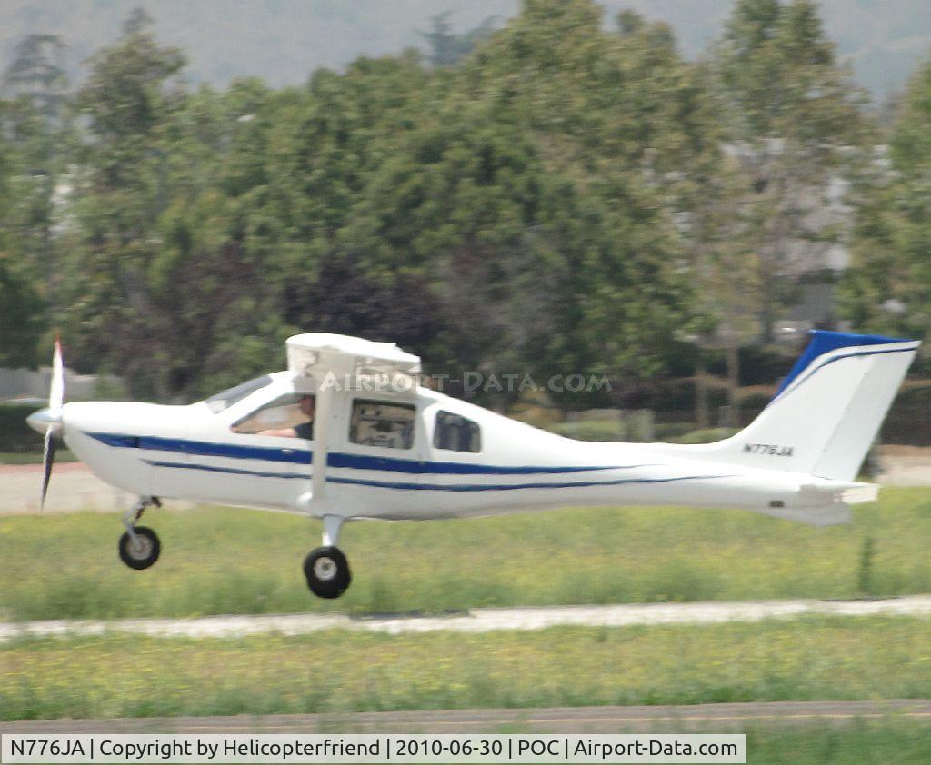 N776JA, 2006 Jabiru J400 C/N 76, Relaxed pilot with lift off from runway 26L at Brackett