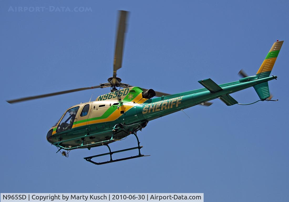 N965SD, 2002 Eurocopter AS-350B-2 Ecureuil C/N 3626, Short final to the Walnut Sheriff Station pad.
