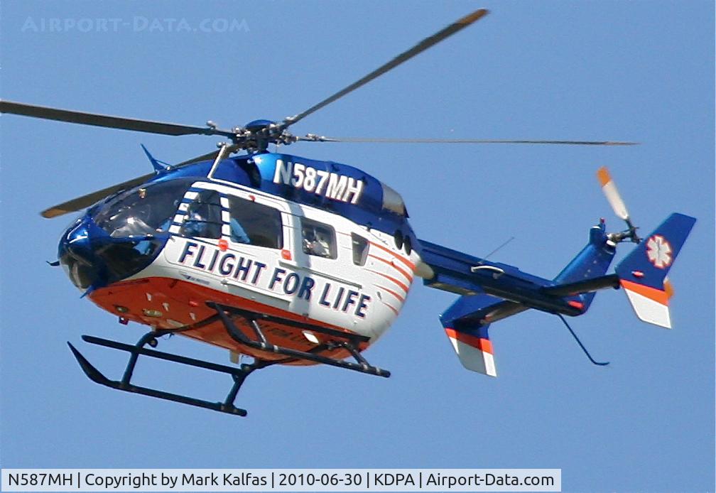 N587MH, Eurocopter-Kawasaki EC-145 (BK-117C-2) C/N 9174, MILWAUKEE REGIONAL MEDICAL CENTER INC, Eurocopter Deutschland Gmbh MBB-BK 117 C-2 departing to the west KDPA.
