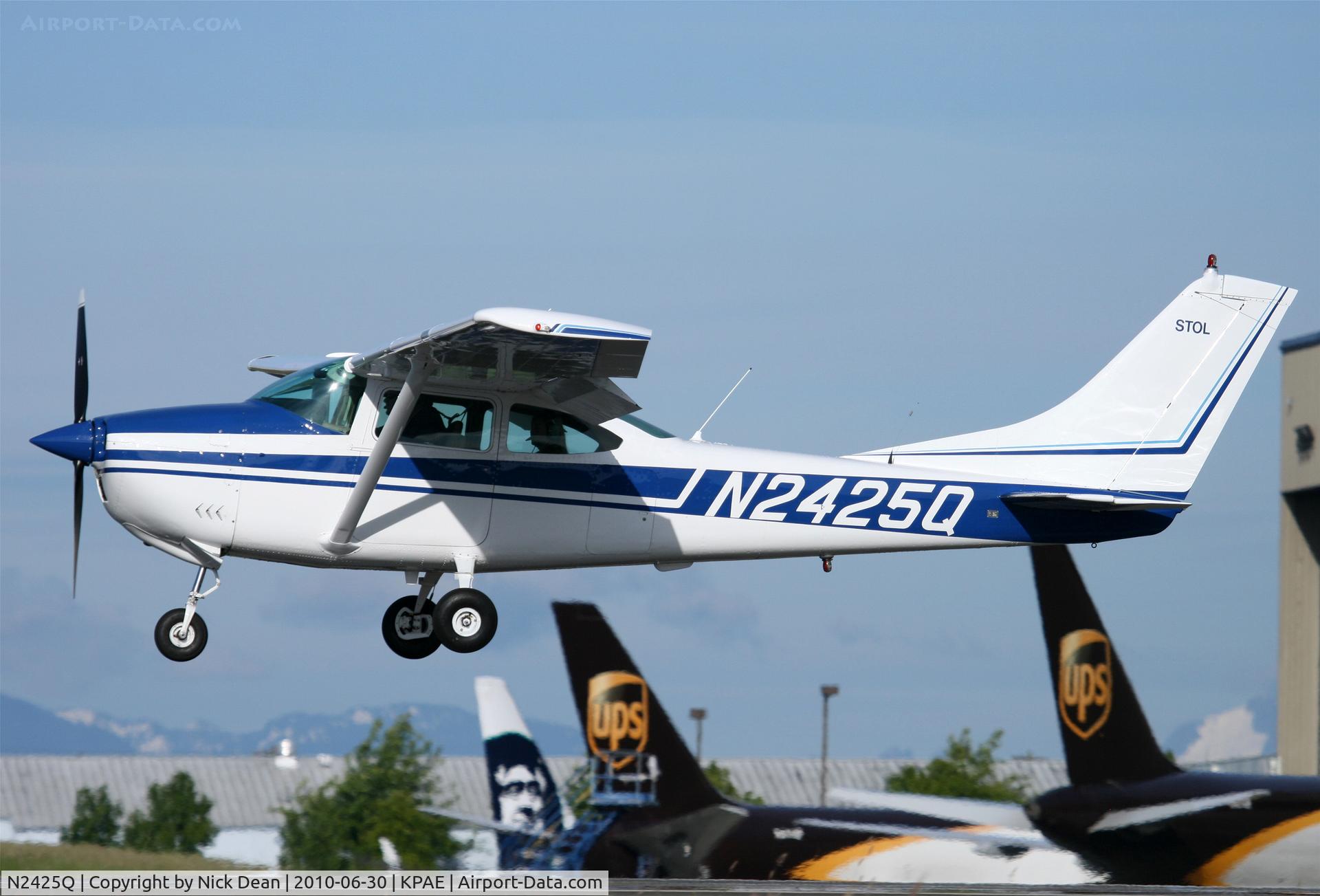 N2425Q, 1966 Cessna 182J Skylane C/N 18257625, KPAE