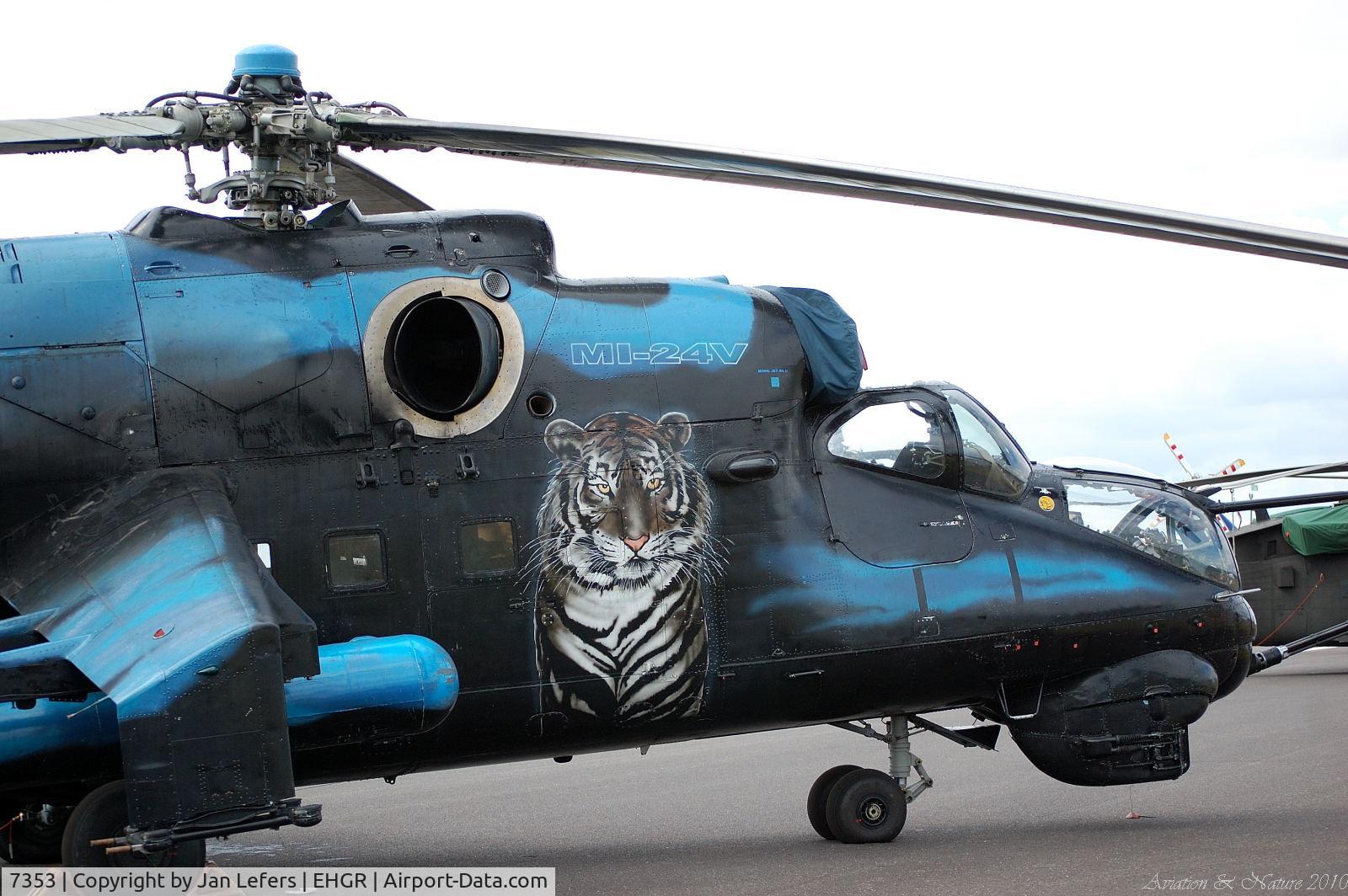 7353, Mil Mi-24V Hind E C/N 087353, Hind