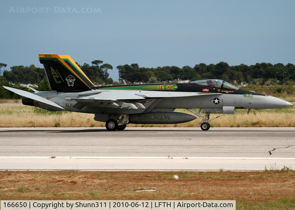 166650, Boeing F/A-18E Super Hornet C/N E113, Landing rwy 23 in special c/s... Coded as '400'