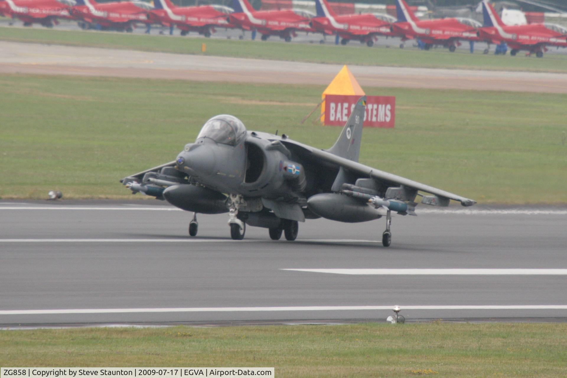 ZG858, 1991 British Aerospace Harrier GR.9 C/N P90, Taken at the Royal International Air Tattoo 2009