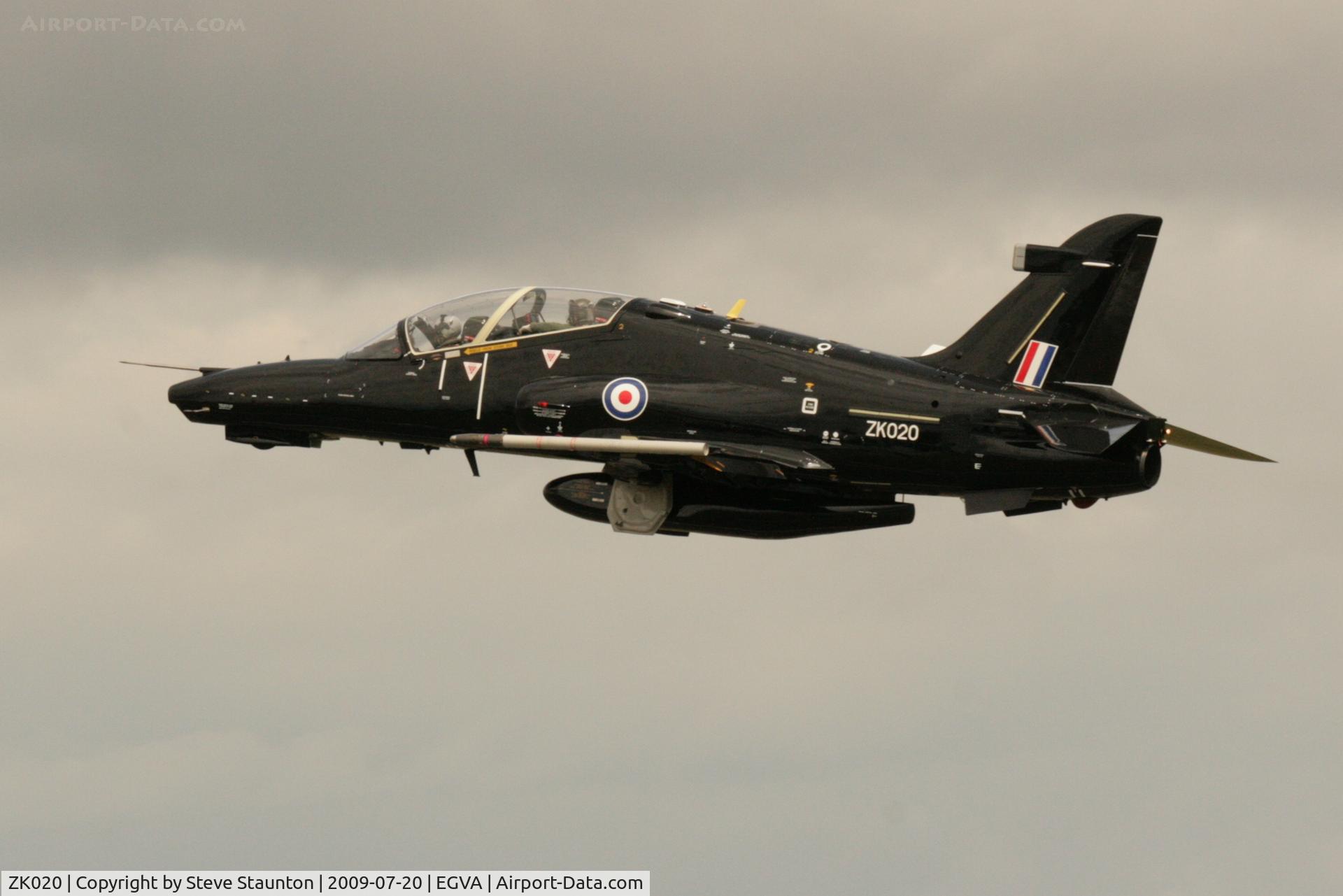 ZK020, 2009 British Aerospace Hawk T2 C/N RT011/1249, Taken at the Royal International Air Tattoo 2009