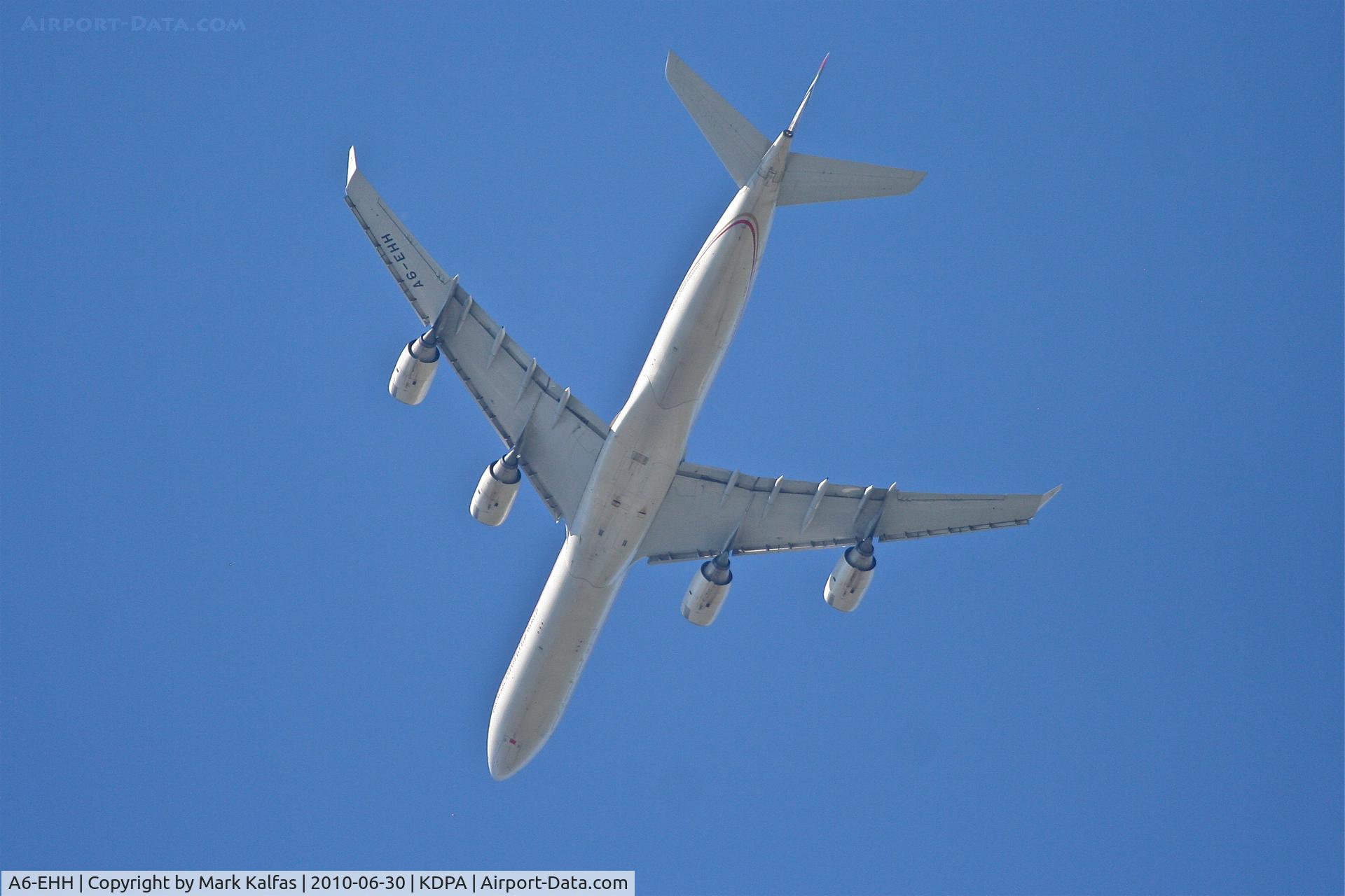 A6-EHH, 2007 Airbus A340-642X C/N 870, Etihad Airways flight 151, an Airbus A340-642, arriving from OMAA (Abu Dhabi Int'l), on base to RWY 10 KORD as it flies over KDPA.