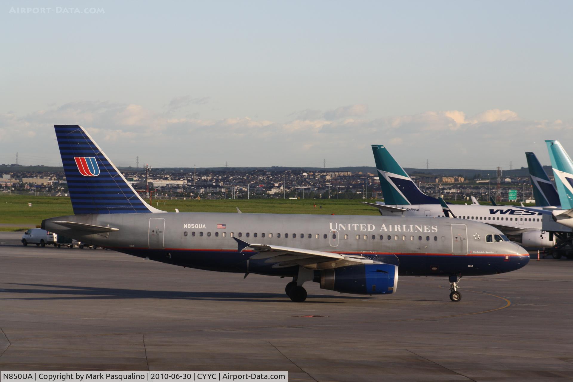 N850UA, 2002 Airbus A319-131 C/N 1653, Airbus A319