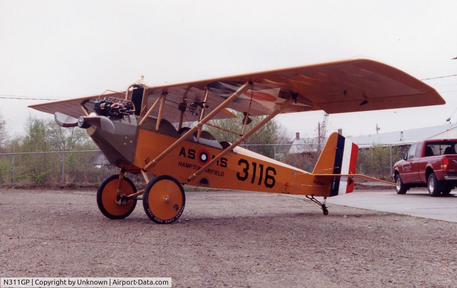 N311GP, 1994 Pietenpol Air Camper C/N PIET-1930-94, Colors similar to Jenny's on Kelly Field.