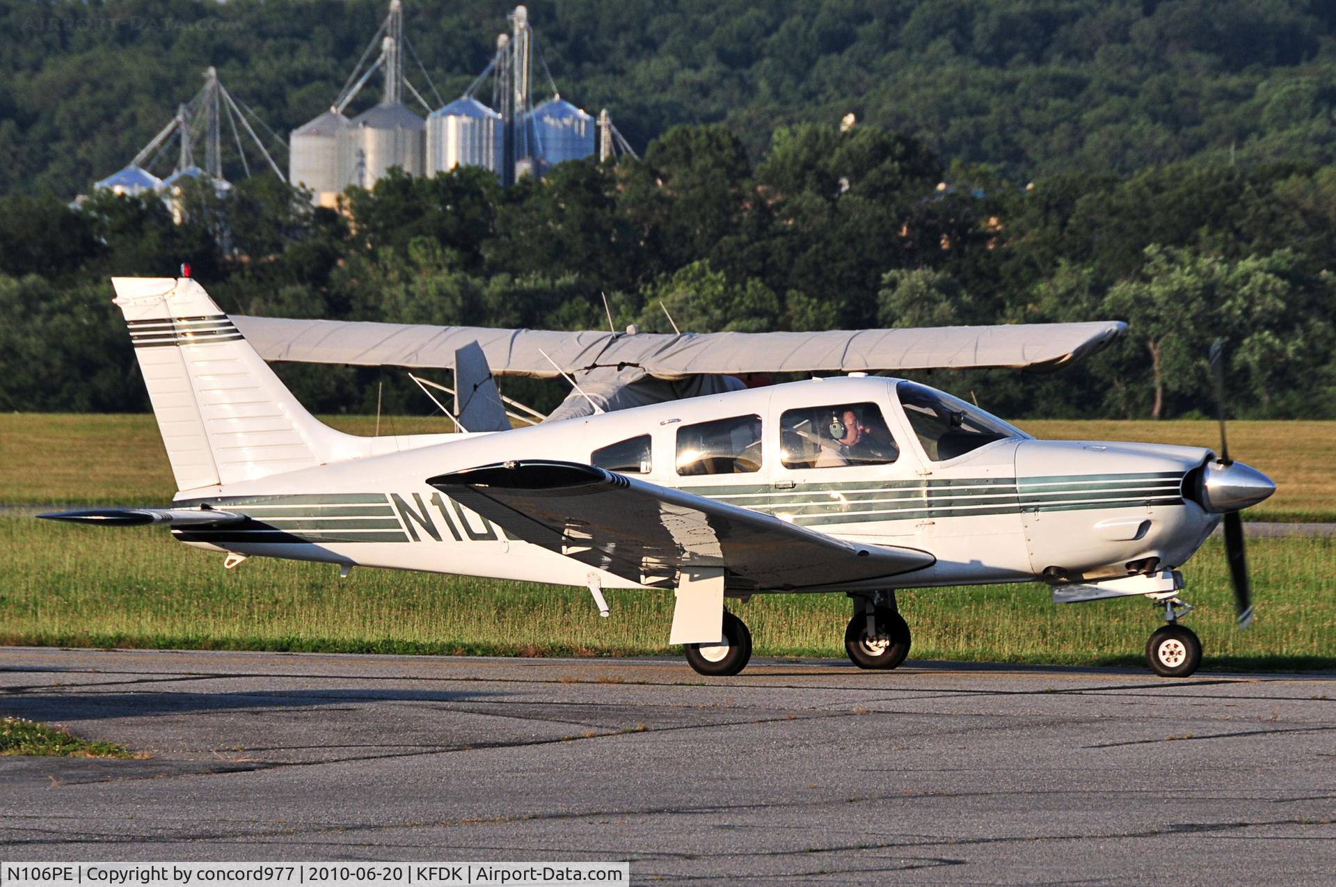 N106PE, 1977 Piper PA-28R-201 Cherokee Arrow III C/N 28R-7837088, Seen at KFDK on 6/20/2010
