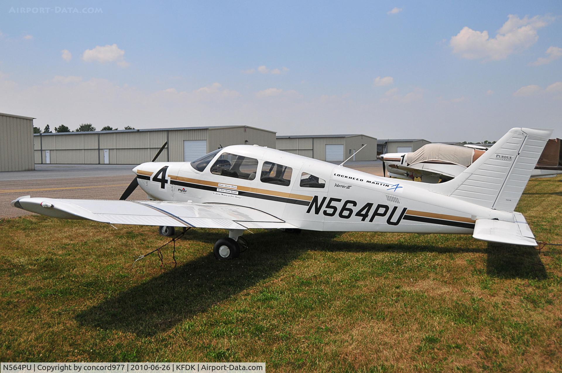 N564PU, 2002 Piper PA-28-161 C/N 2842169, Seen at KFDK on 6/26/2010