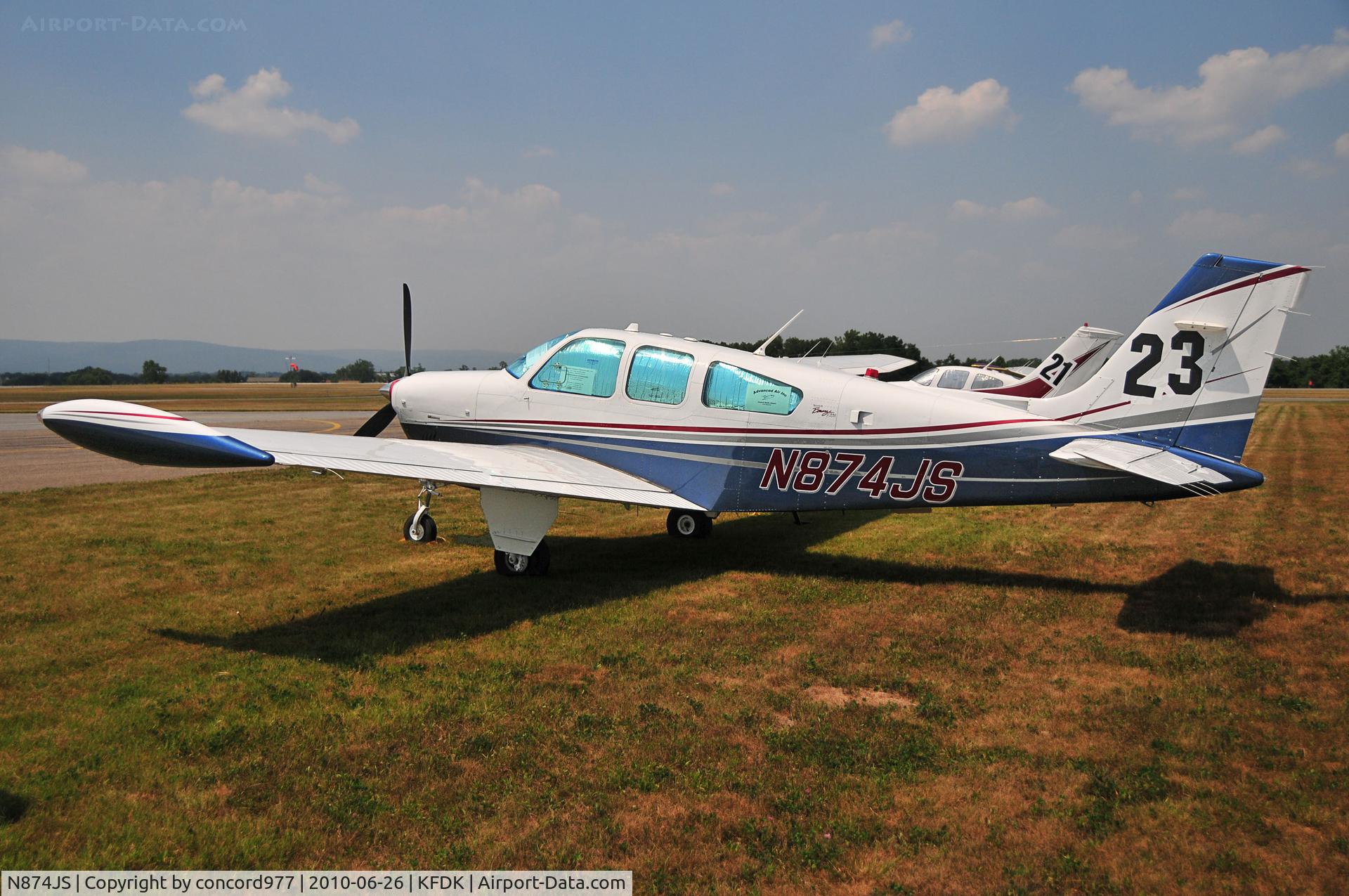 N874JS, 1990 Beech F33A Bonanza C/N CE-1453, Seen at KFDK on 6/26/2010