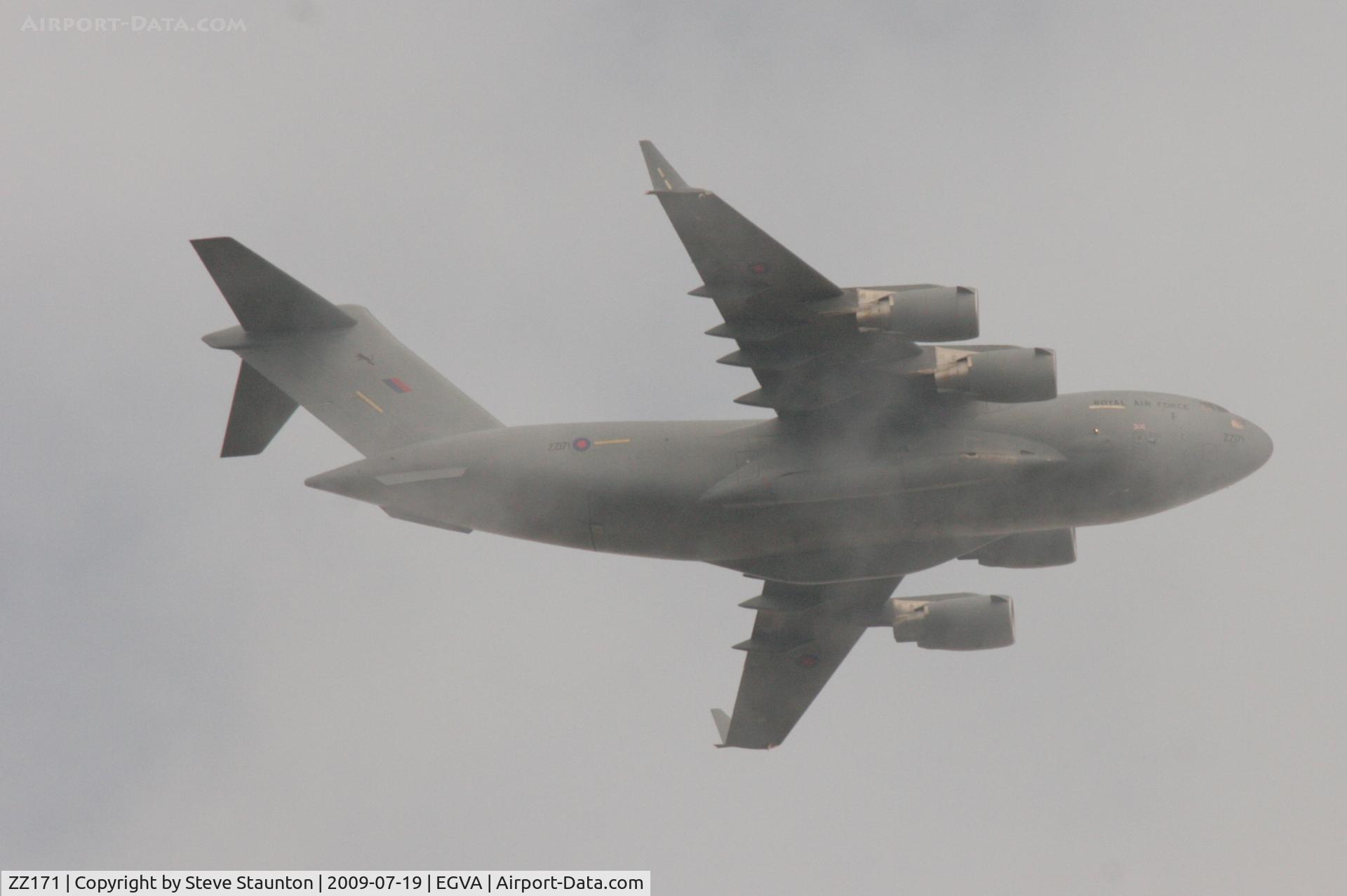ZZ171, 2000 Boeing C-17A Globemaster III C/N F-007, Taken at the Royal International Air Tattoo 2009