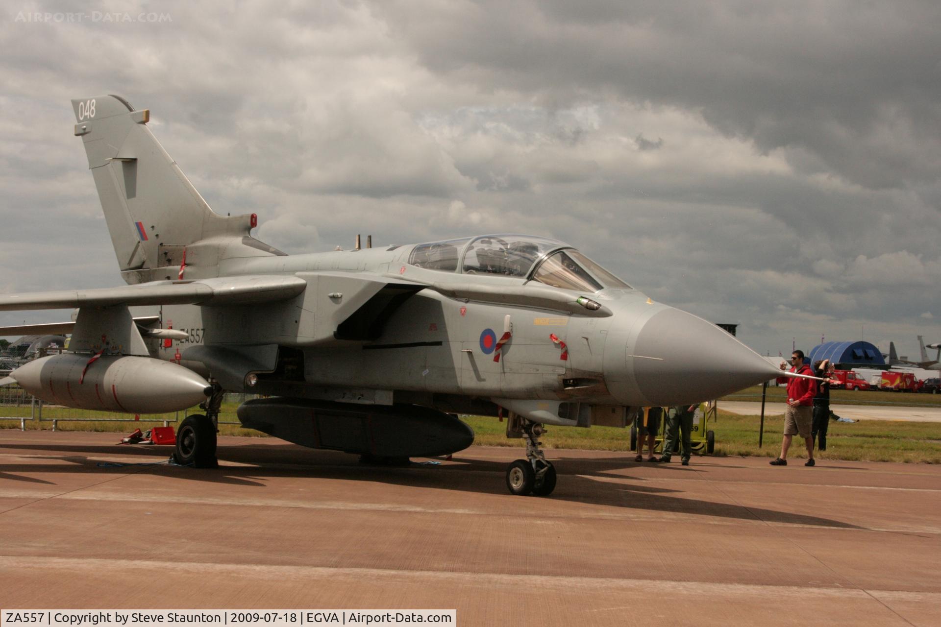 ZA557, 1981 Panavia Tornado GR.4 C/N 077/BS021/3041, Taken at the Royal International Air Tattoo 2009