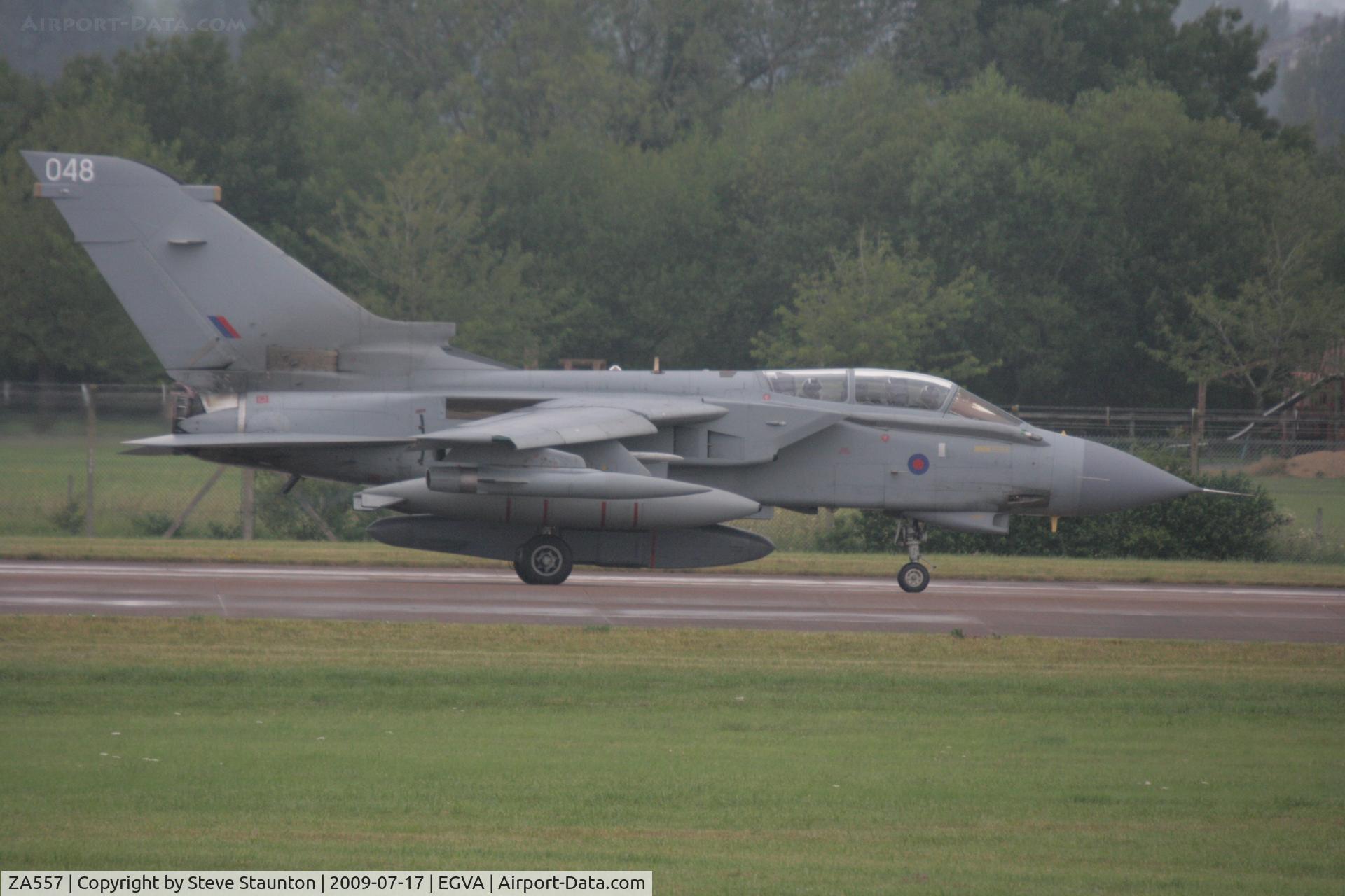 ZA557, 1981 Panavia Tornado GR.4 C/N 077/BS021/3041, Taken at the Royal International Air Tattoo 2009
