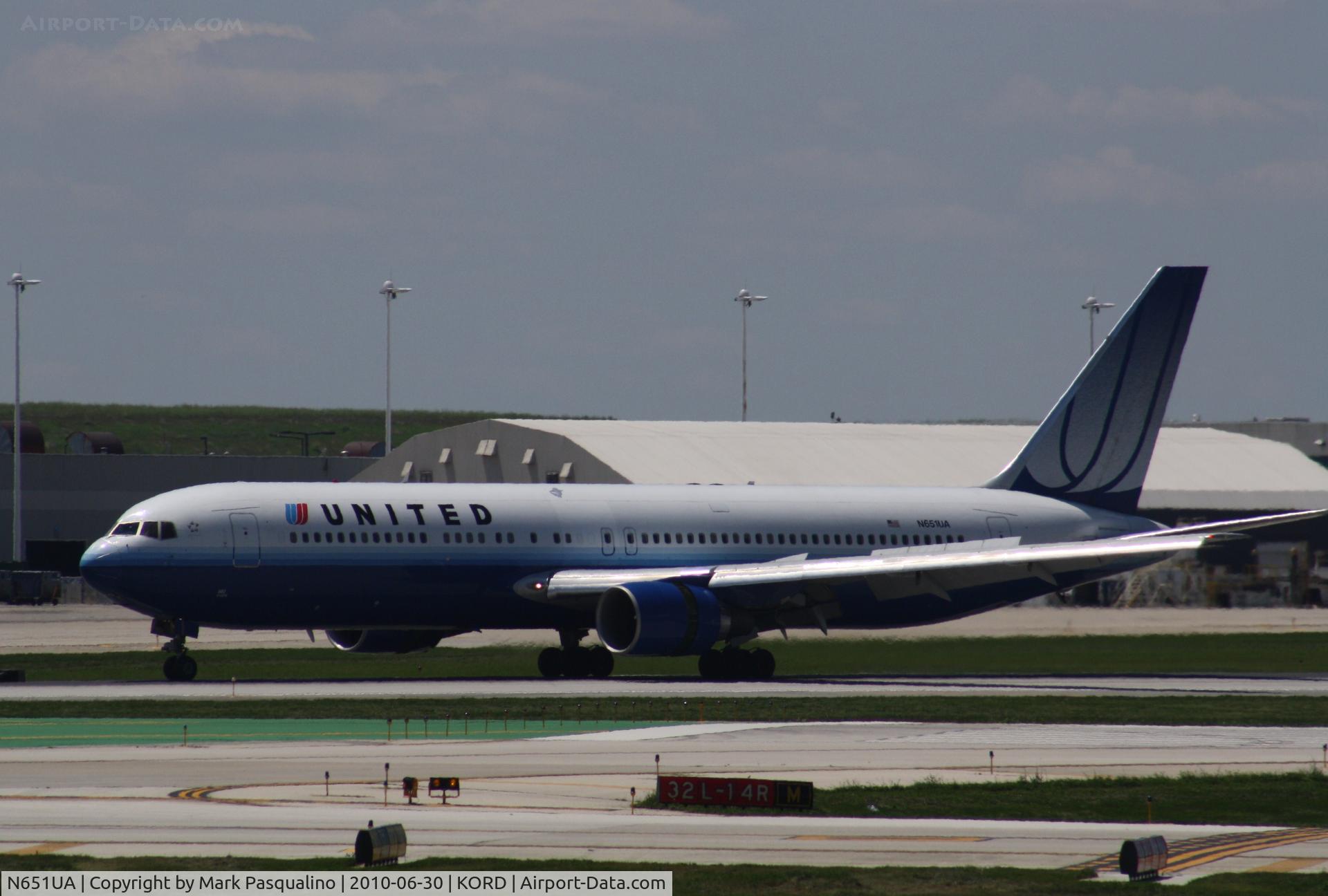 N651UA, 1992 Boeing 767-322 C/N 25389, Boeing 767-300