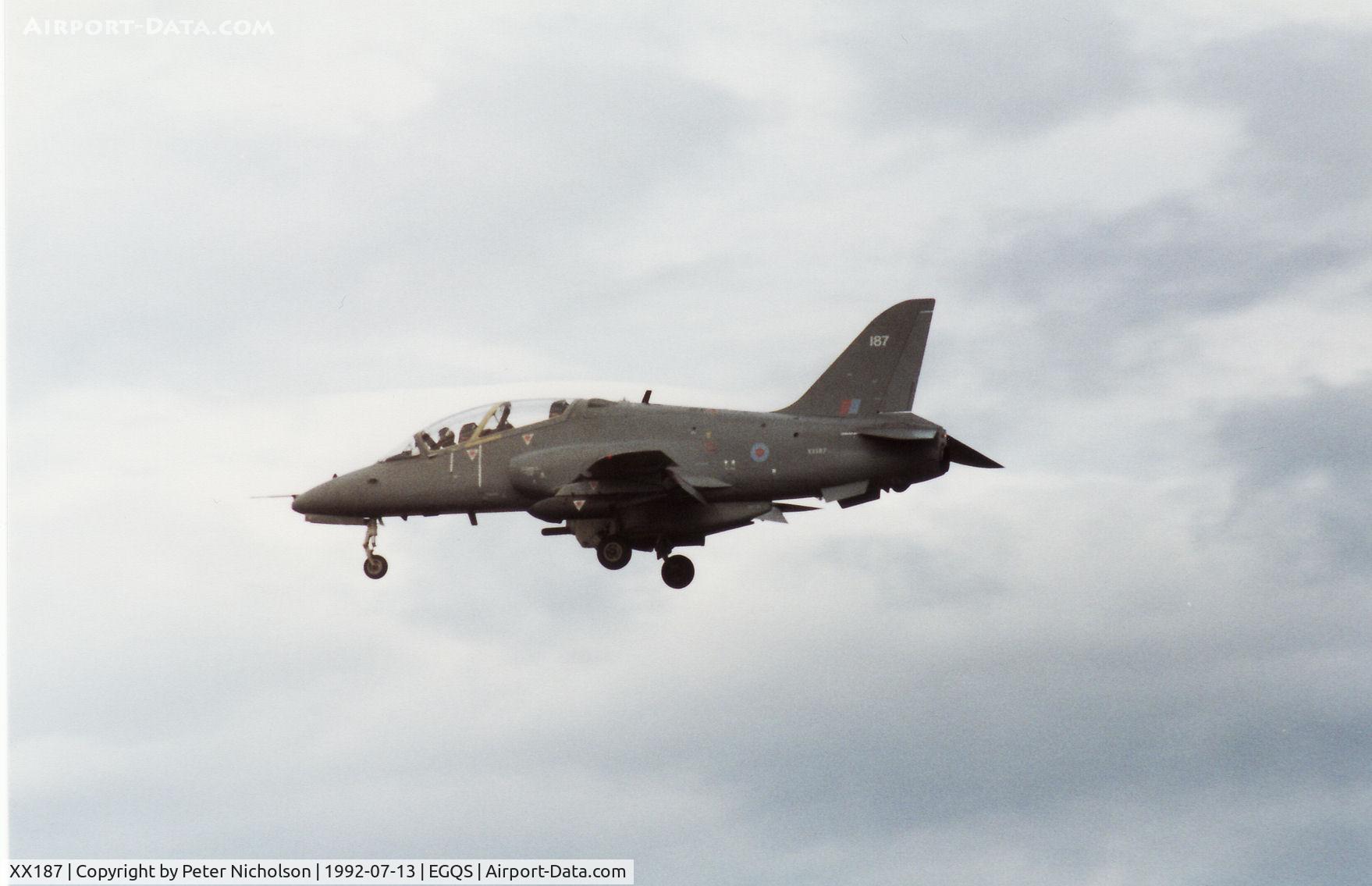 XX187, 1977 Hawker Siddeley Hawk T.1A C/N 034/312034, Hawk T.1A of 79 Squadron at RAF Brawdy on final approach to RAF Lossiemouth in the Summer of 1992.