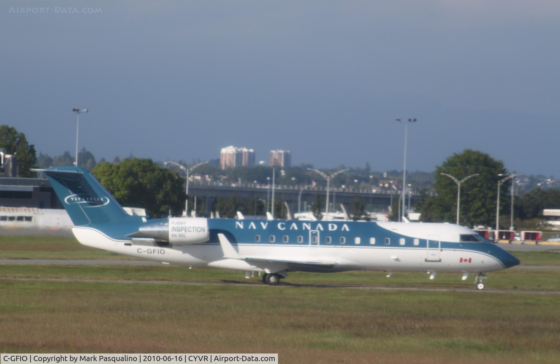 C-GFIO, 2001 Bombardier CRJ-200ER (CL-600-2B19) C/N 7526, CL-600-2B19
