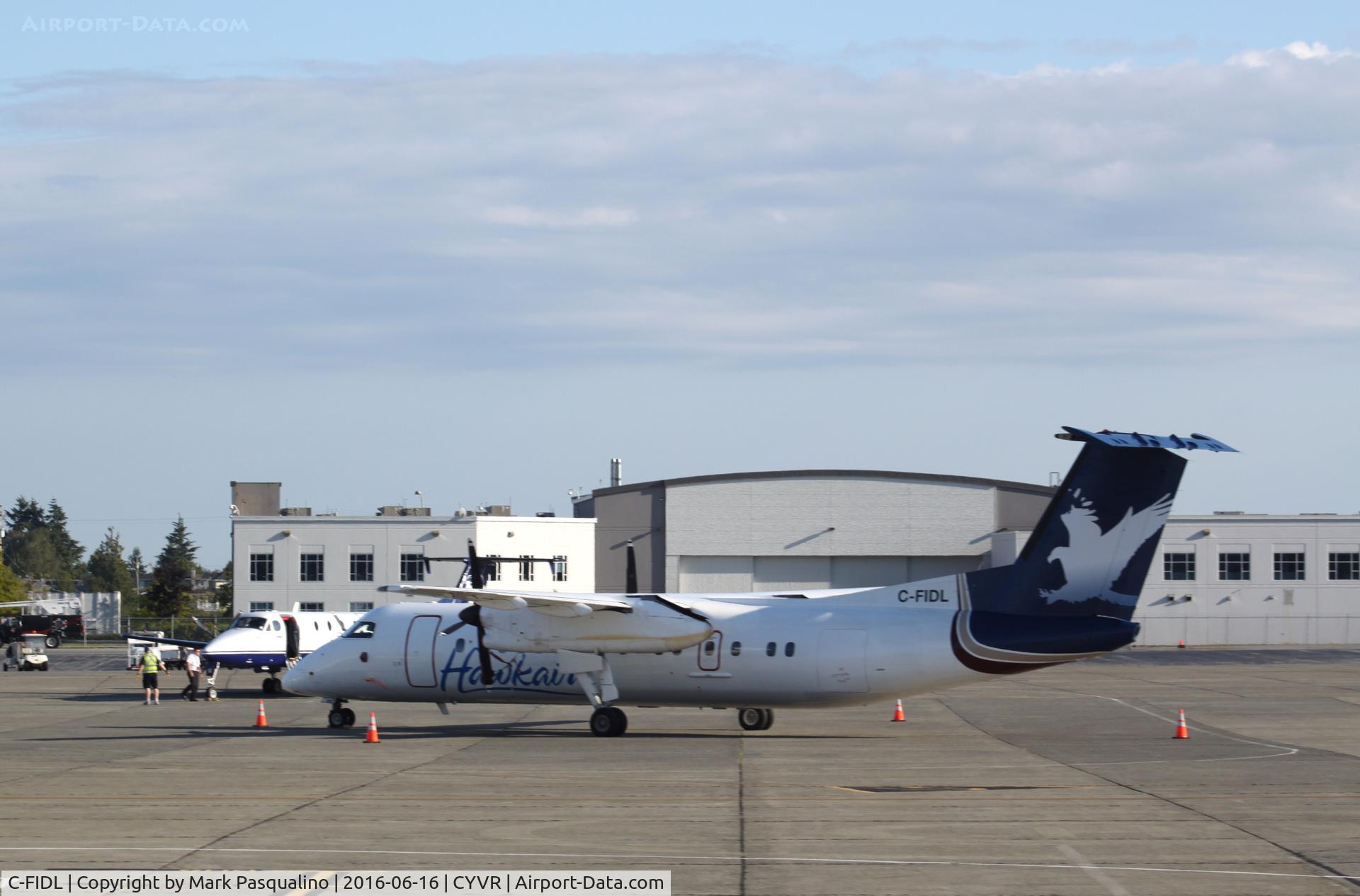 C-FIDL, 1991 De Havilland Canada DHC-8-311A Dash 8 C/N 305, DHC-8-300