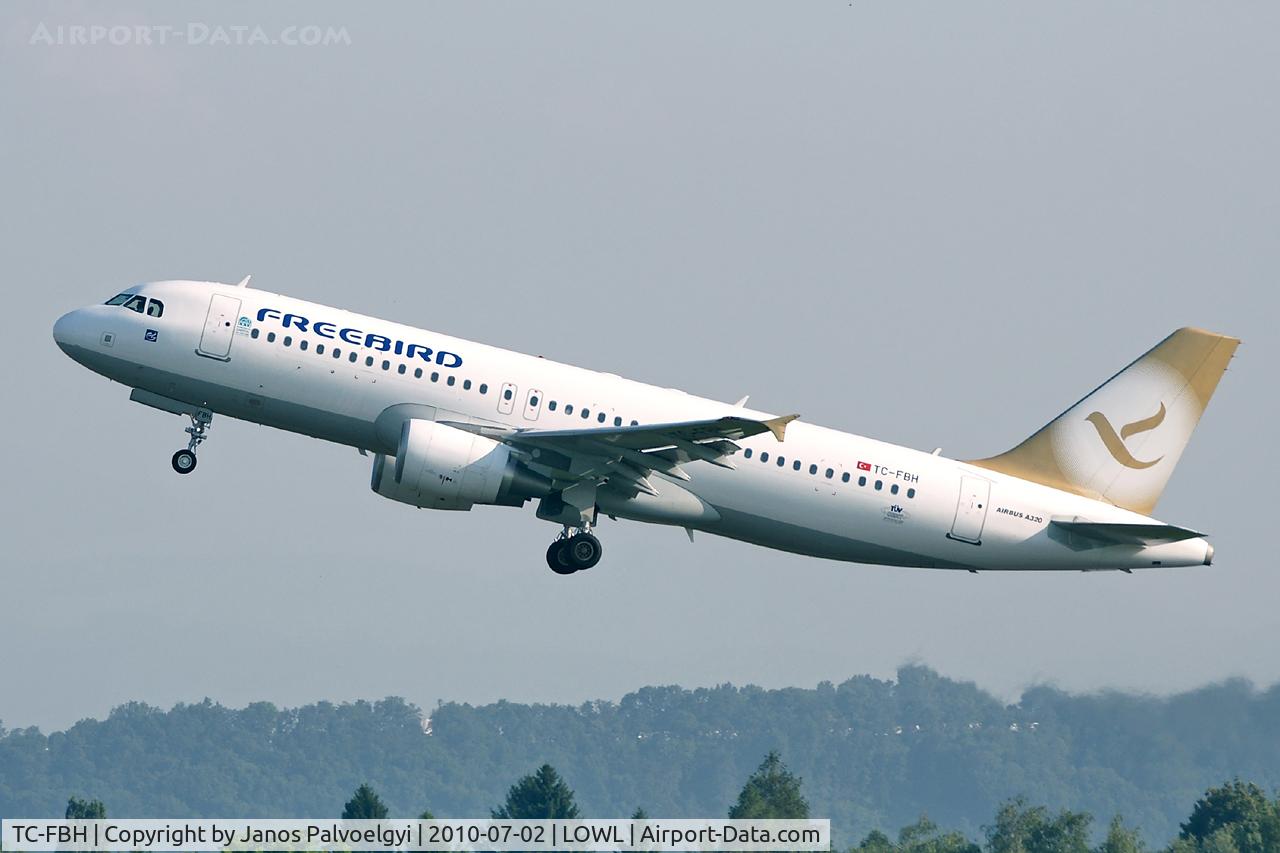 TC-FBH, 2010 Airbus A320-214 C/N 4207, Free Bird Airlines Airbus A320-214 after take-off in LOWL/LNZ