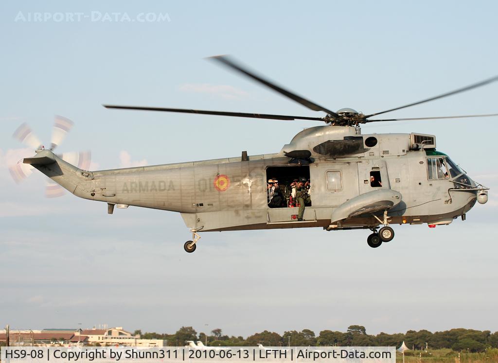 HS9-08, Westland Sea King SH-3H C/N 61-701, Guest star at the end of the day during LFTH Open Day 2010...