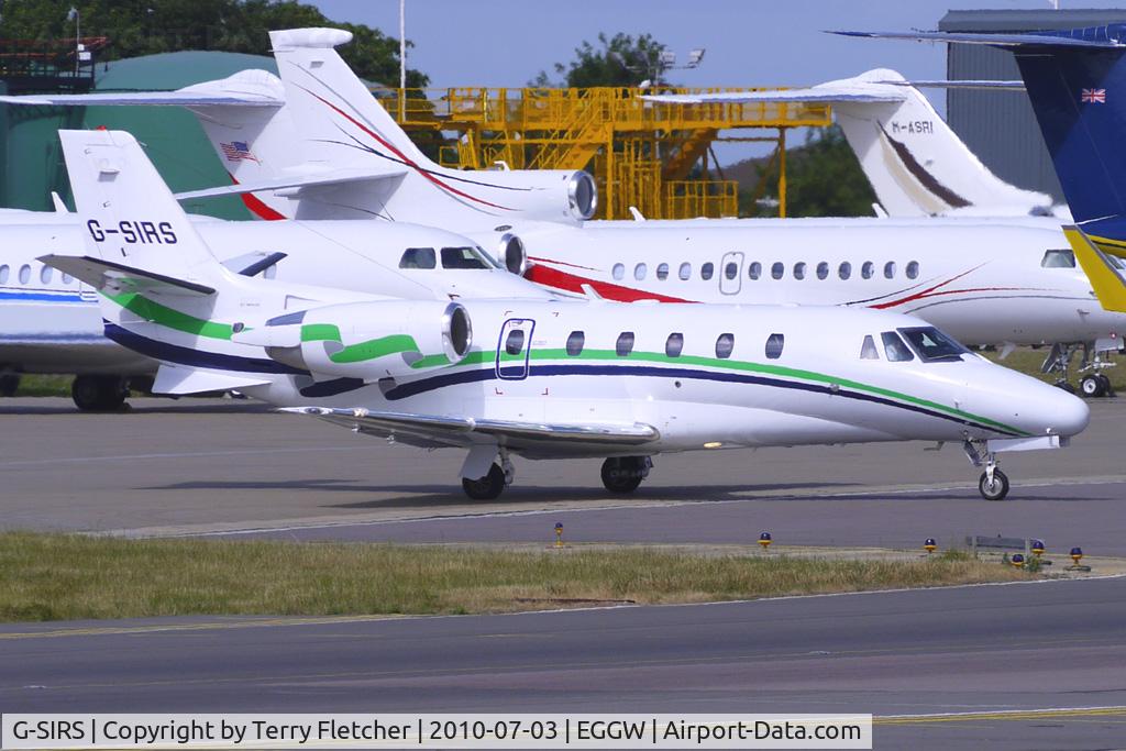 G-SIRS, 2001 Cessna 560XL Citation Excel C/N 560-5185, 2001 Cessna CESSNA 560XL, c/n: 560-5185 of London Executive at Luton