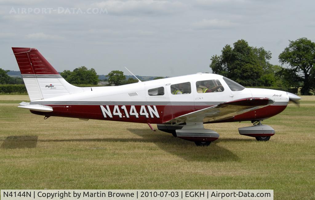 N4144N, 2000 Piper PA-28-181 Cherokee Archer III C/N 2843361, SHOT AT HEADCORN