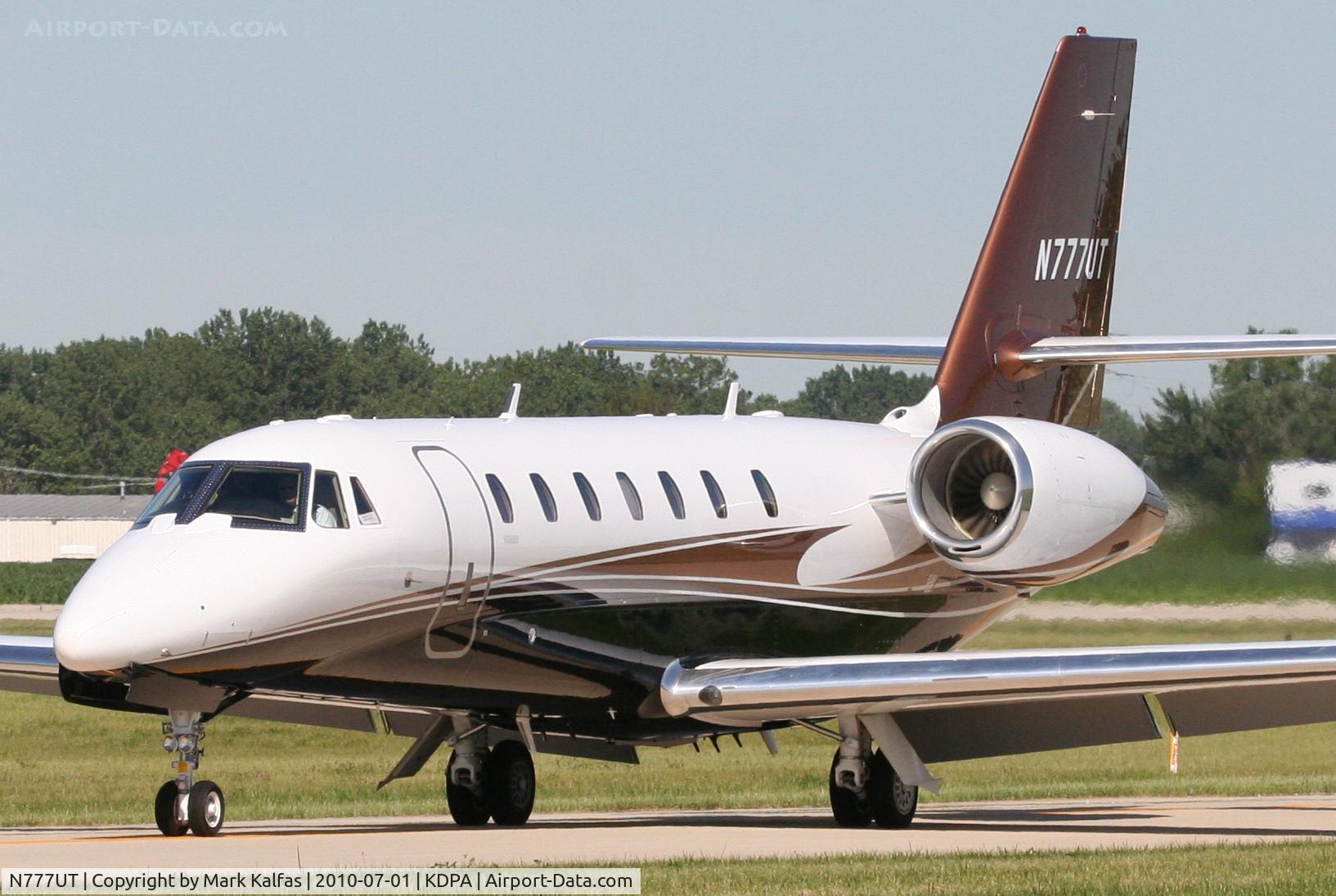 N777UT, 2005 Cessna 680 Citation Sovereign C/N 680-0048, Sho Deen Inc. Citation 680 Sovereign, Taxiway R-6 KDPA after arriving from KBZN.