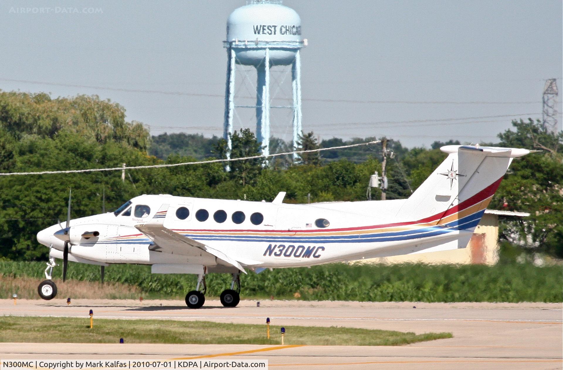 N300MC, 1986 Beech 300 C/N FA-91, RIDGEWAY ENTERPRISES INC Beechcraft Super King Air 300, N300MC arriving from KDFI on RWY 2L KDPA.