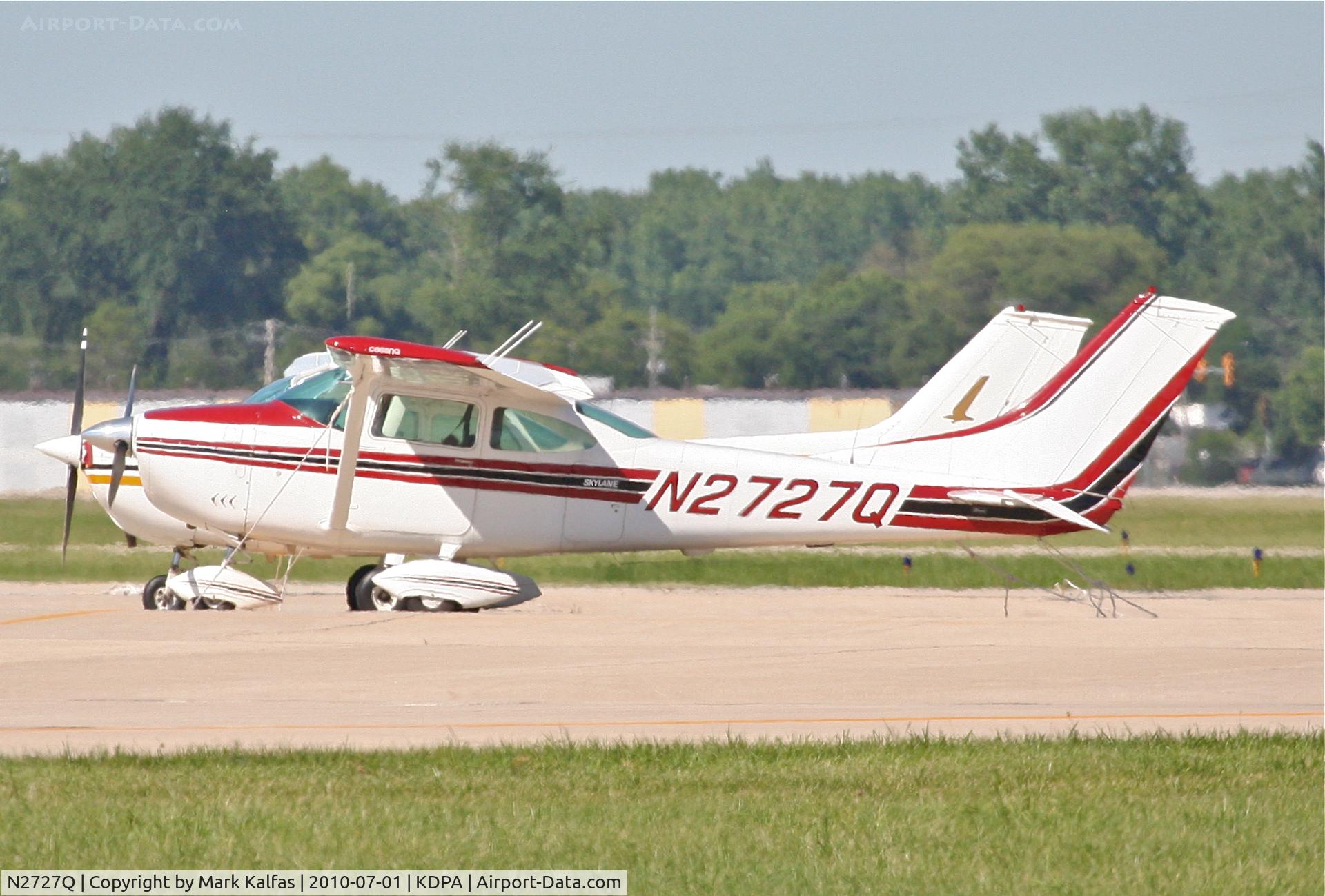N2727Q, 1967 Cessna 182K Skylane C/N 18257927, SKYCRAFTERS Cessna 182 Skylane, N2727Q on the ramp KDPA after arriving from KTRI.