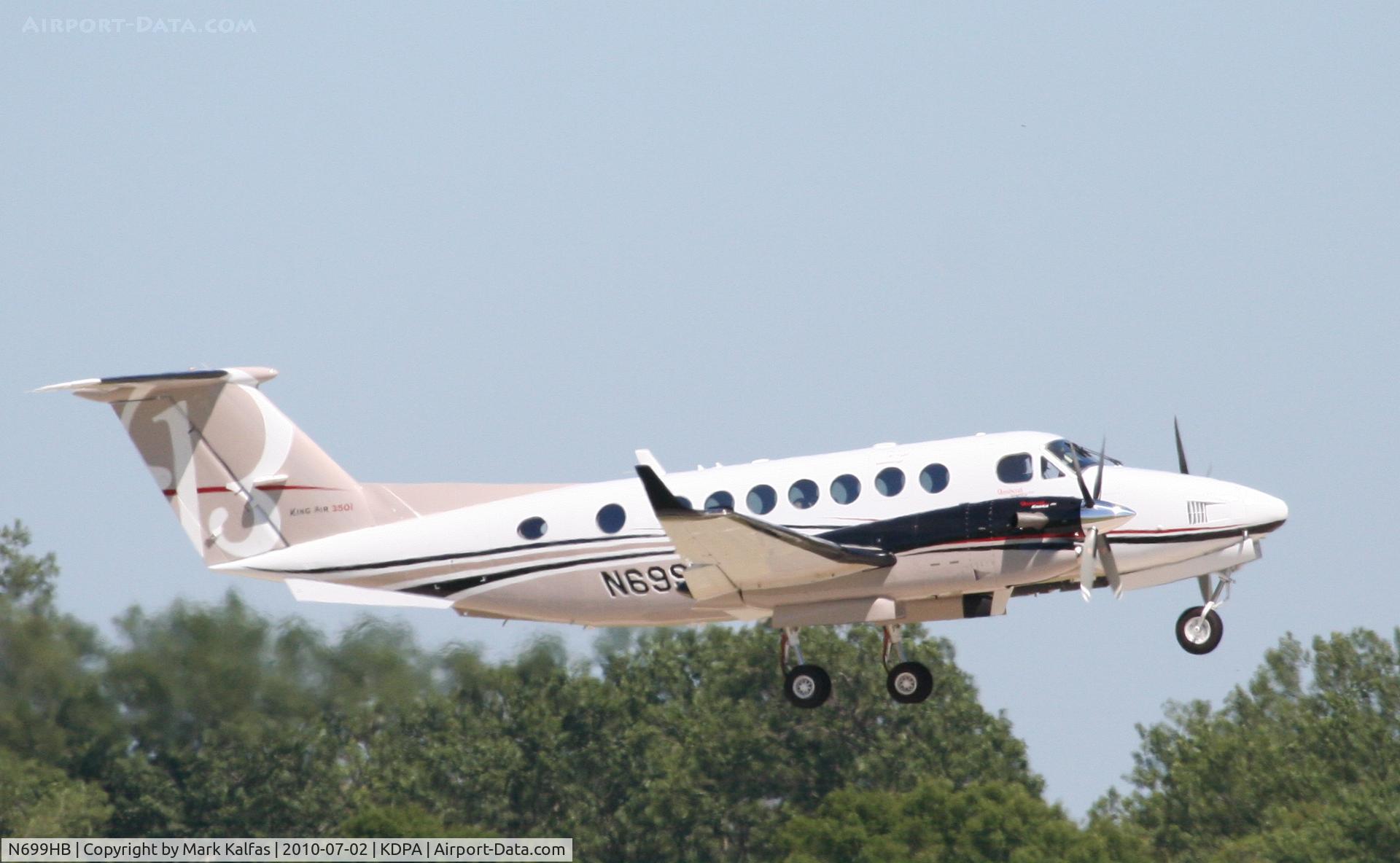 N699HB, 2010 Hawker Beechcraft 350 Super King Air (B300) C/N FL-699, Hawker Beechcraft Corp. Super King Air 300 -B350/L, N699HB departing 20R KDPA en-route to KICT.
