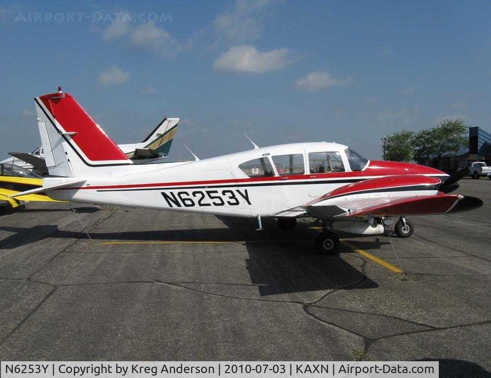 N6253Y, 1966 Piper PA-23-250 C/N 27-3491, Piper PA-23-250 Aztec on the line.