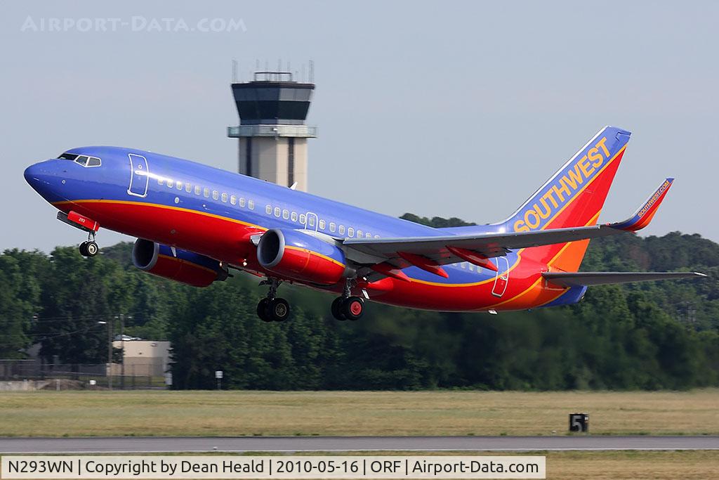 N293WN, 2007 Boeing 737-7H4 C/N 36612, Southwest Airlines N293WN climbing out from RWY 5 with the control tower in the background.