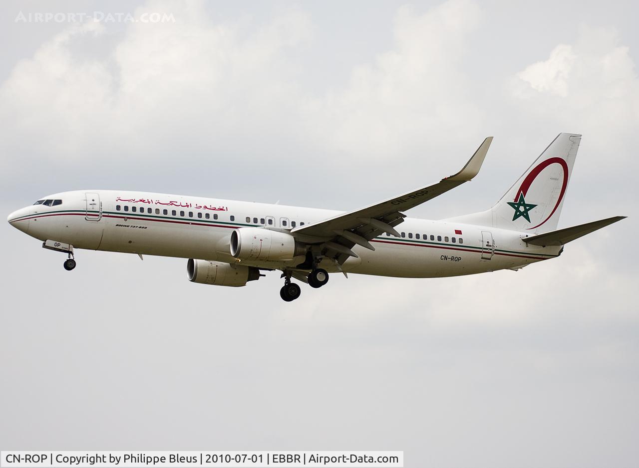 CN-ROP, 2008 Boeing 737-8B6 C/N 33066, Short final rwy 25L.