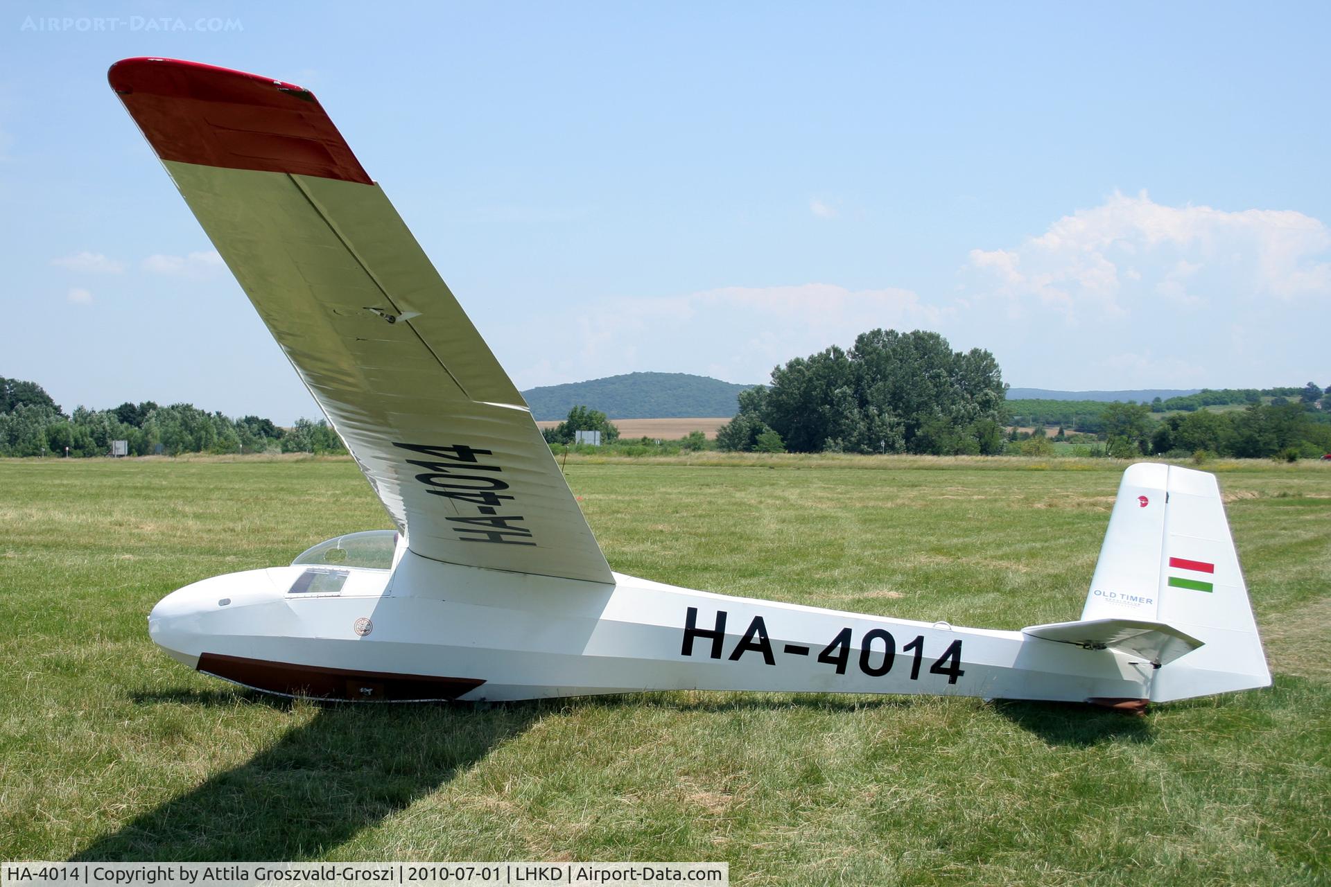 HA-4014, 1959 Schleicher K-8B C/N 518, Kecskéd Airfield, Hungary.