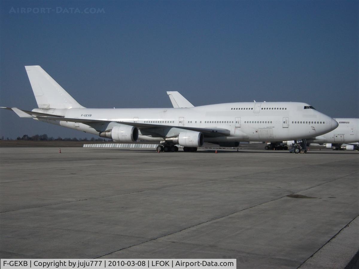 F-GEXB, 1991 Boeing 747-4B3M C/N 24155, on stokage befor sale