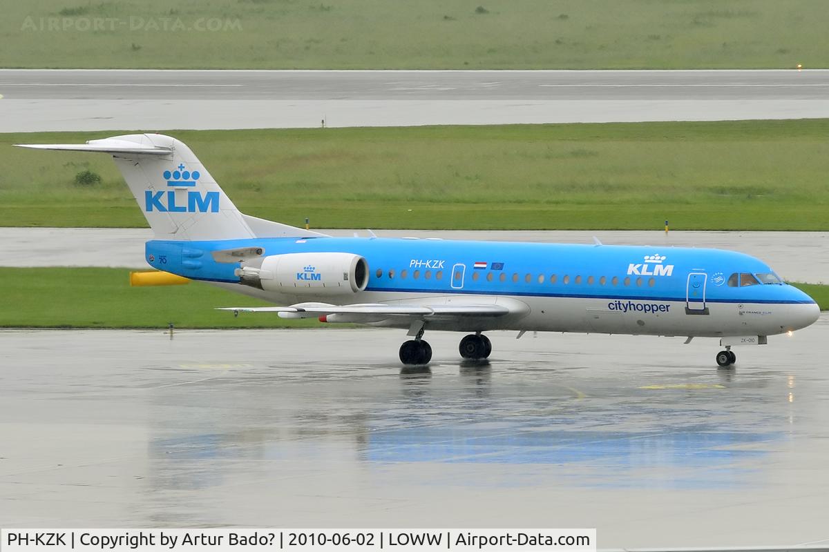 PH-KZK, 1997 Fokker 70 (F-28-0070) C/N 11581, KLM