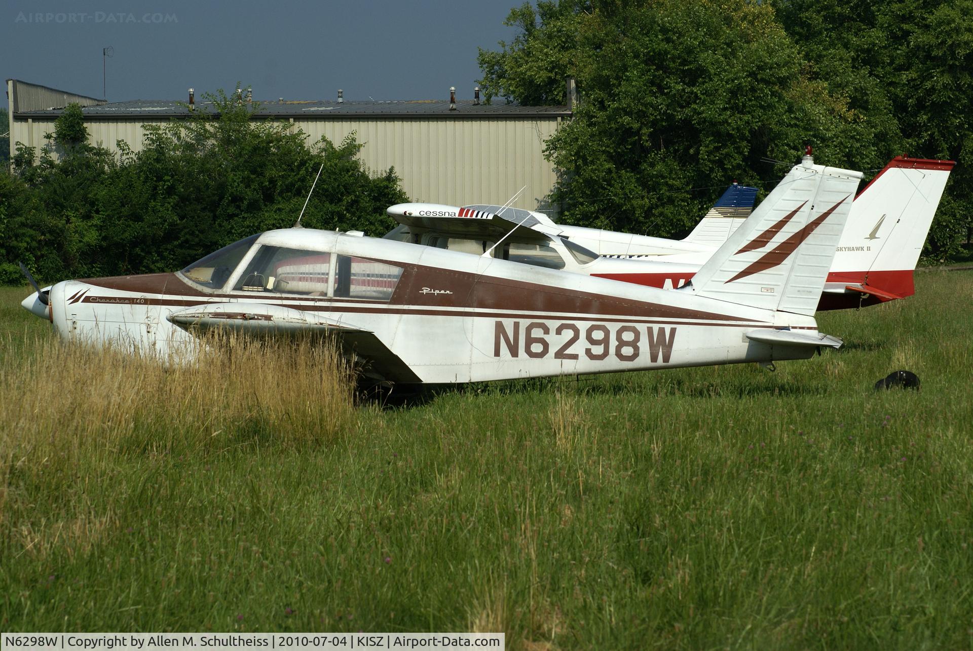N6298W, 1964 Piper PA-28-140 Cherokee C/N 28-20286, 1964 Piper PA28-140